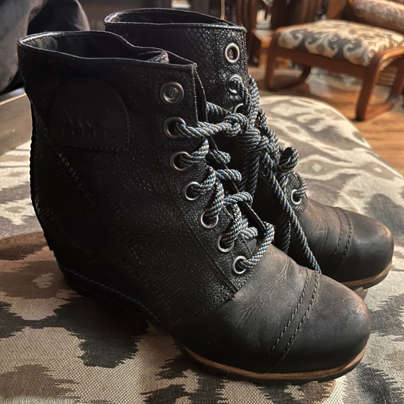 Sorrel Wedge Boot - Picture 1 of 4